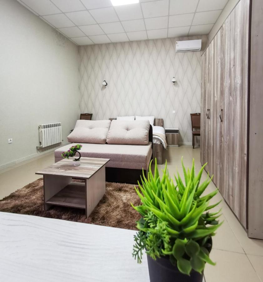 Tarlan Hotel Aktau  Exteriör bild